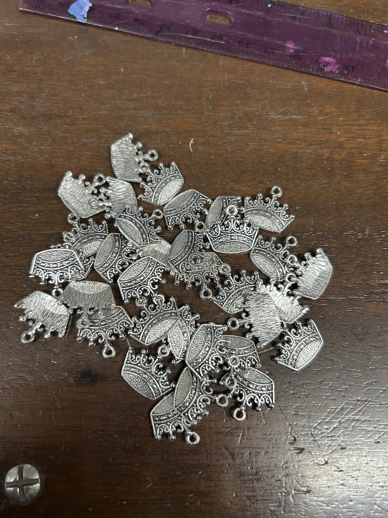 Crown Charm (Silver Plated) - 35 pcs - Supply Destash